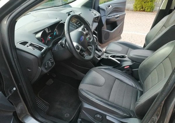 Ford Kuga cena 67900 przebieg: 145000, rok produkcji 2016 z Świebodzice małe 326
